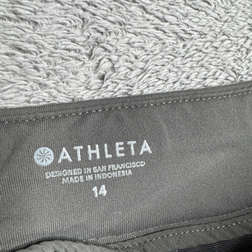 Athleta Trekkie North Shorts Womens 14 Gray Outdoor Hiking Nylon Stretch Gorp - Picture 2 of 10